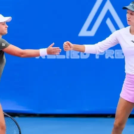 Ирина Хромачёва и Анна Данилина в полуфинале парного WTA турнира в Мериде