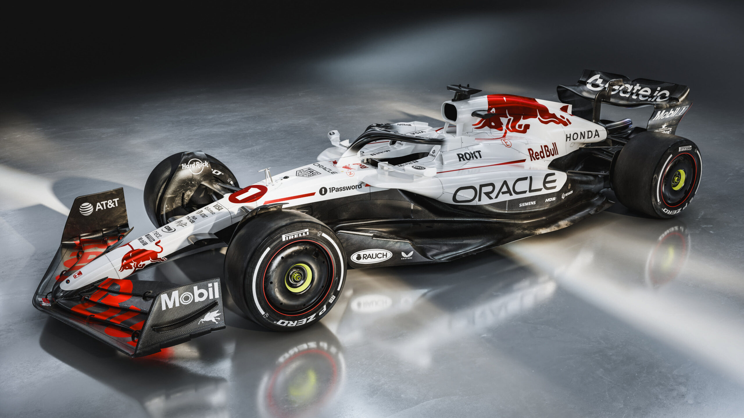 Preview Red Bull представит белую ливрею в честь Honda на Гран-при Японии