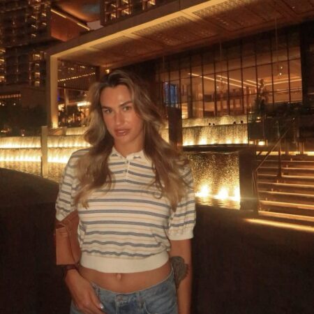 Арина Соболенко опубликовала свежие снимки из Дубая