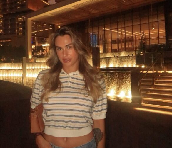 Арина Соболенко опубликовала свежие снимки из Дубая